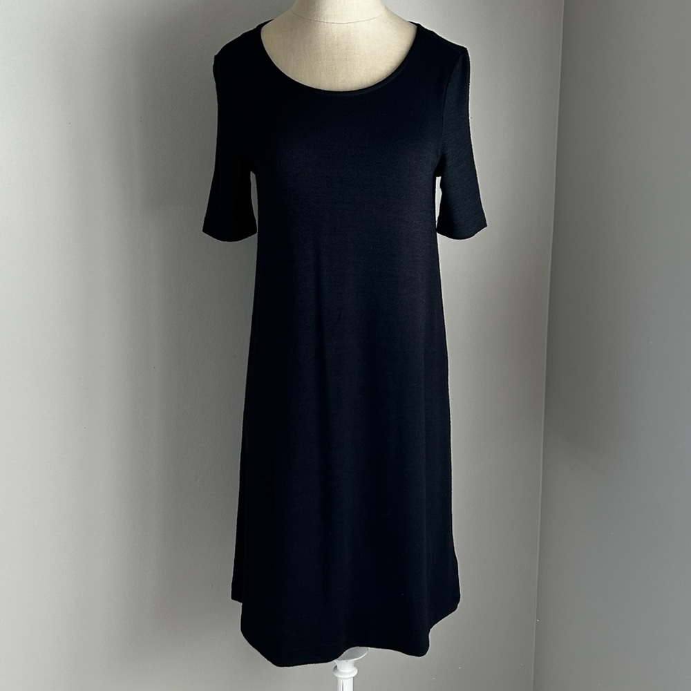 GAP Black 3/4 Sleeve Midi Dress